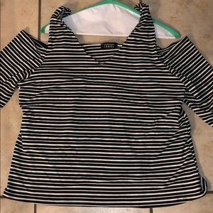 Rebel Wilson Cold Shoulder top